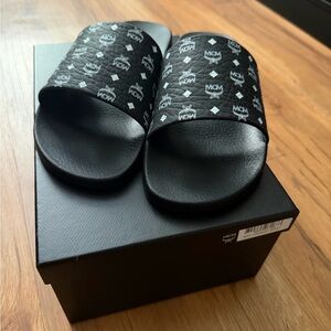 MCM Monogram Black Slides